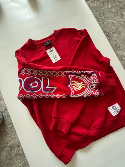 Bluza H&M M czerwona | rękaw ze szalika Liverpool | handmade unikat